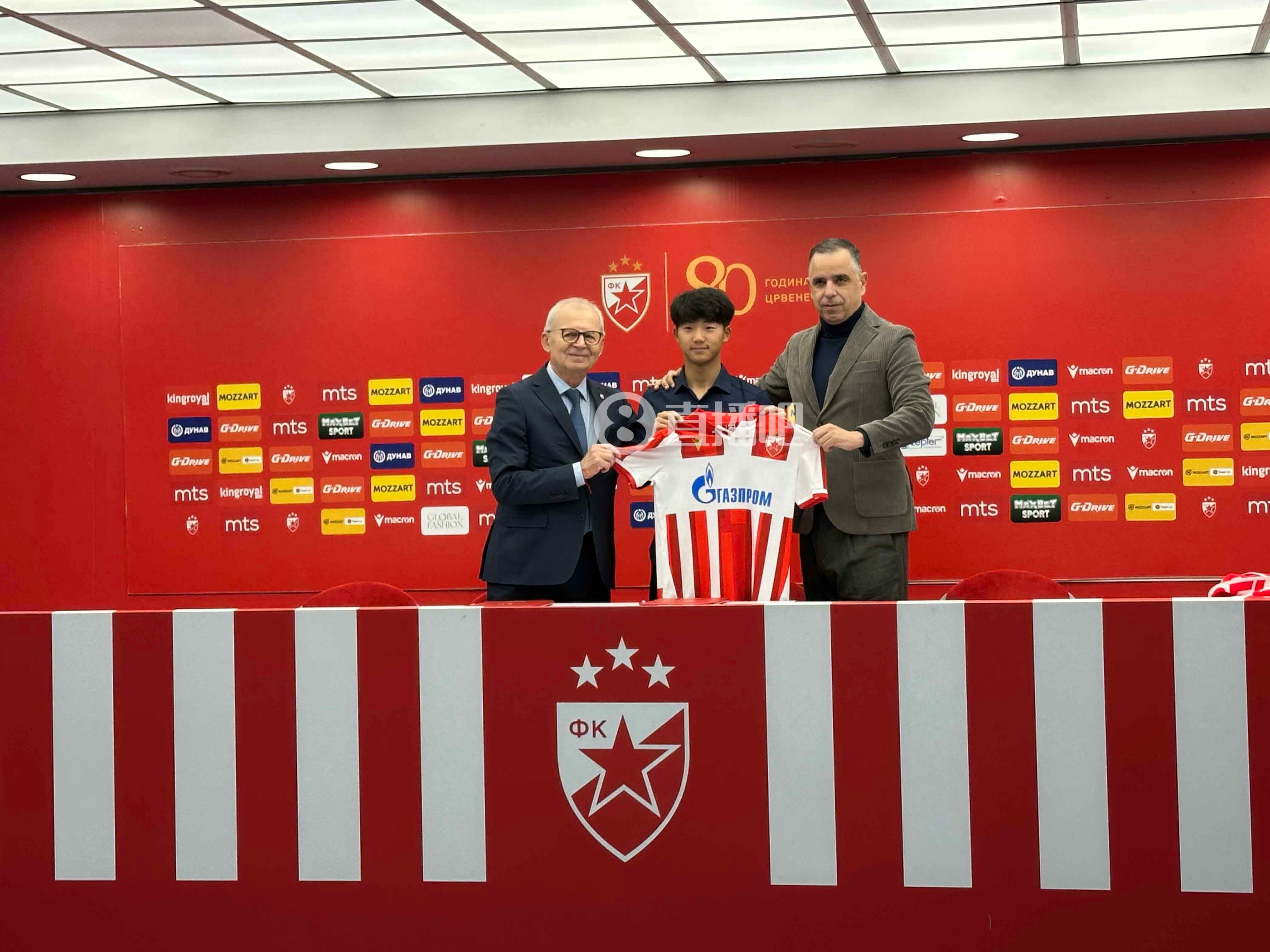 乐鱼在线登录-津媒：万项展现出色门前嗅觉，若能加以雕琢有机会达到更高水准